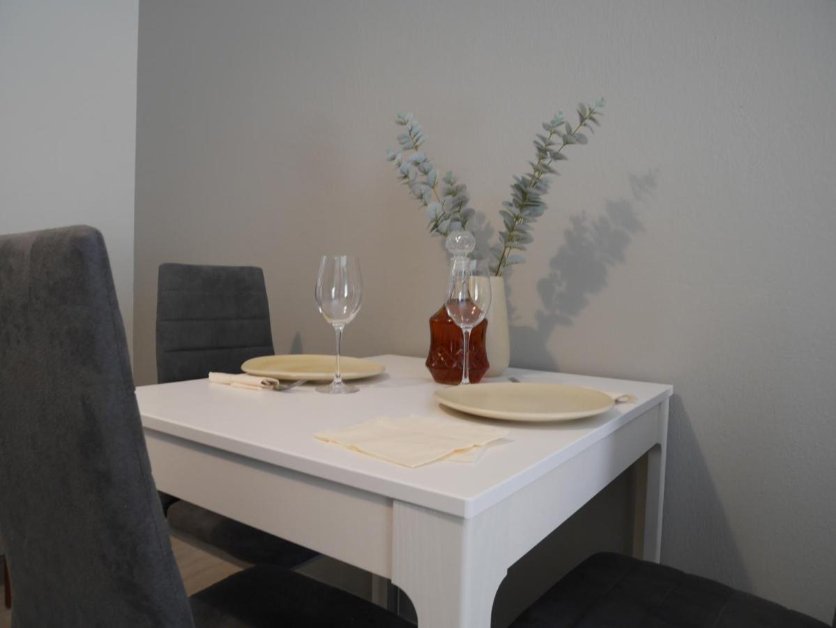 Porto Plaza City Center Apartment Ac/Wifi 이라클리온 외부 사진