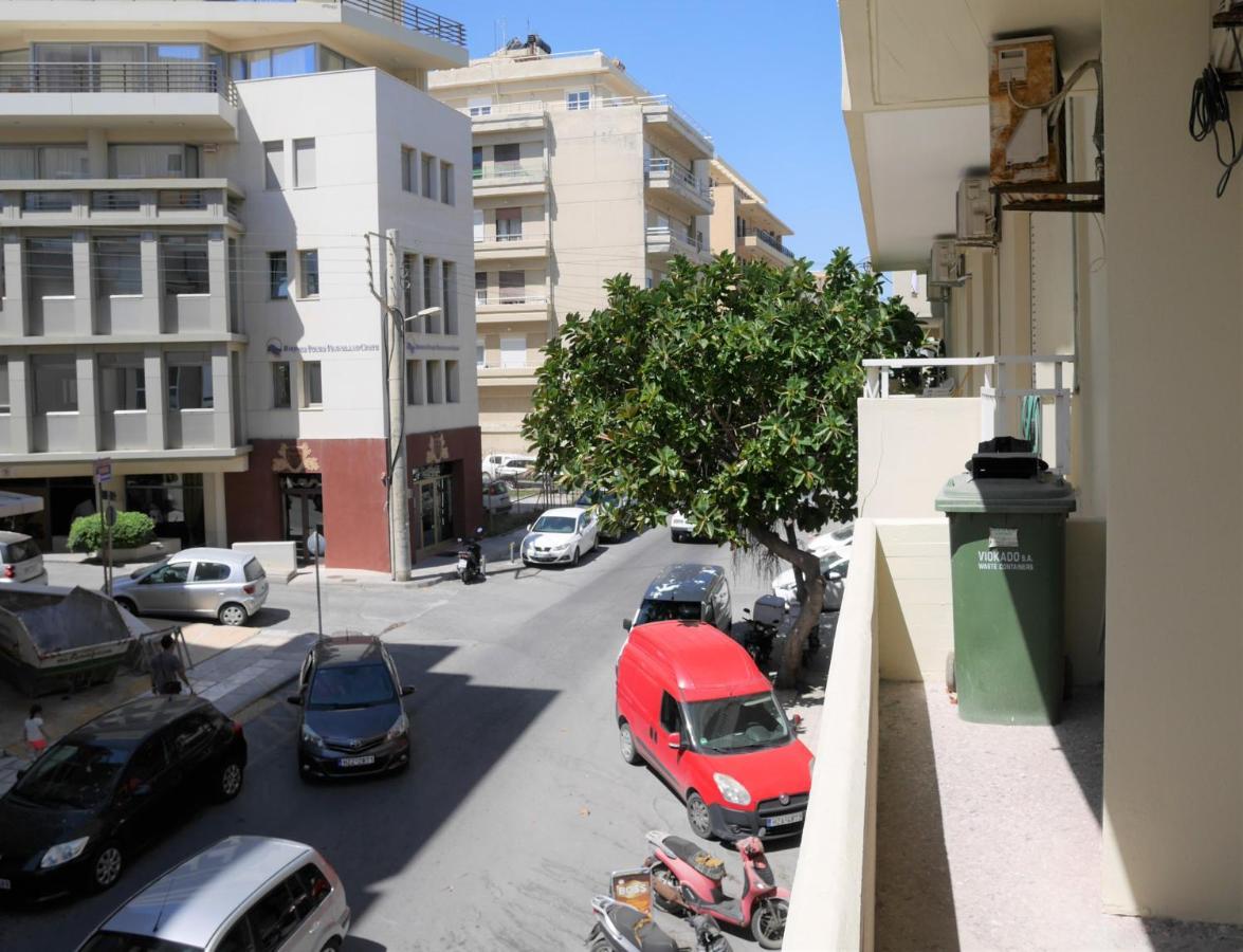 Porto Plaza City Center Apartment Ac/Wifi 이라클리온 외부 사진